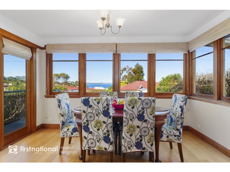 170 Roslyn Avenue, Blackmans Bay TAS 7052