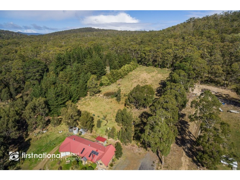 10 Cloudy Bay Road, Lunawanna TAS 7150