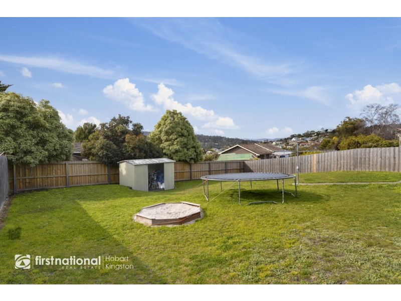 18 Baynton Street, Kingston TAS 7050
