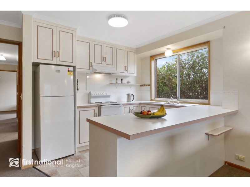 4/70 Redwood Road, Kingston TAS 7050