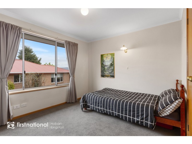 4/70 Redwood Road, Kingston TAS 7050