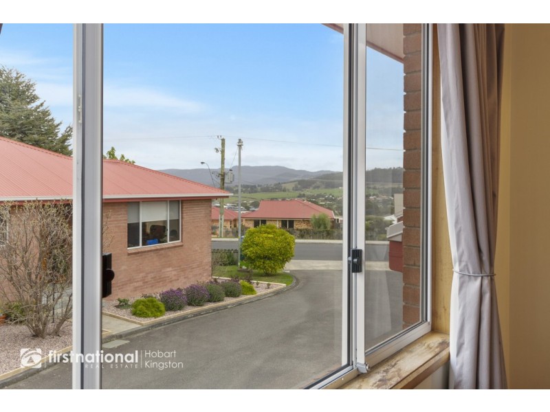 4/70 Redwood Road, Kingston TAS 7050