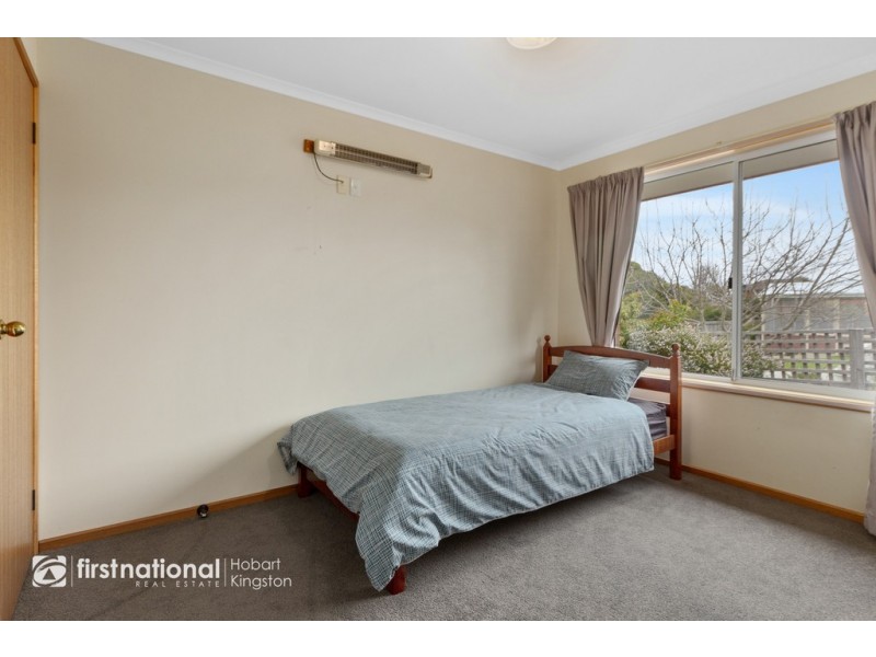 4/70 Redwood Road, Kingston TAS 7050
