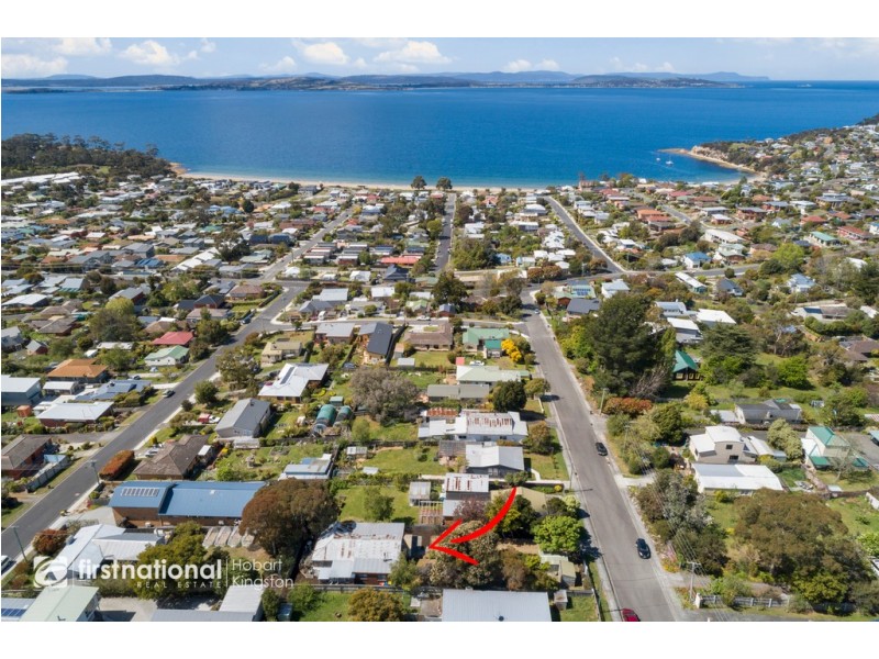 12 Gourlay Street, Blackmans Bay TAS 7052