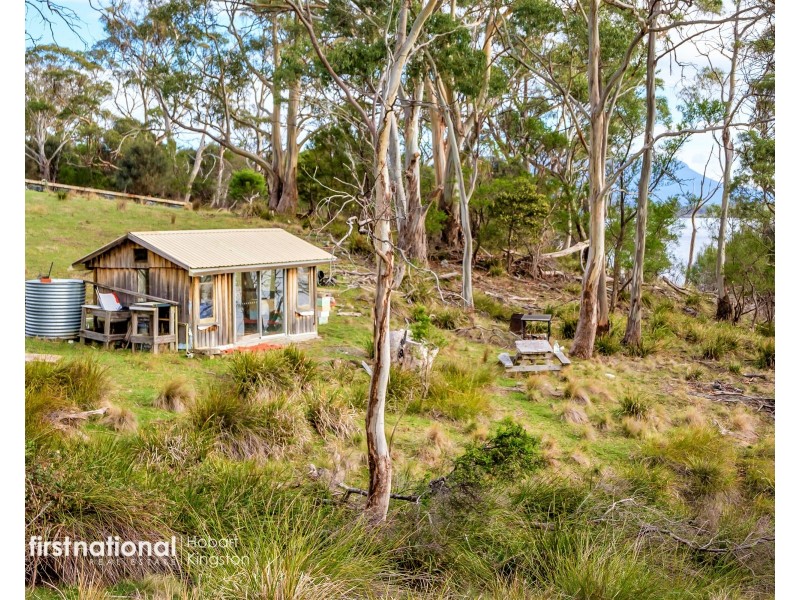 341 Lennon Road, North Bruny TAS 7150