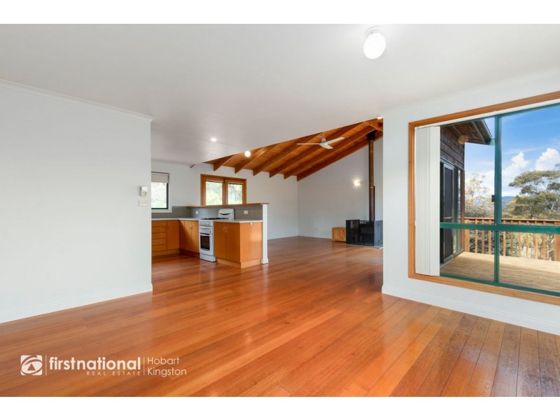 1 Ulandi Court, Blackmans Bay TAS 7052