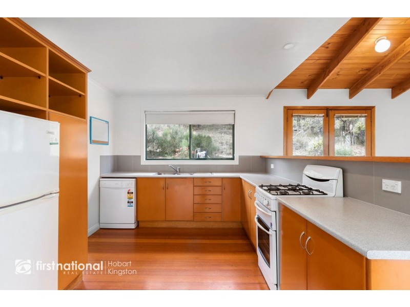 1 Ulandi Court, Blackmans Bay TAS 7052