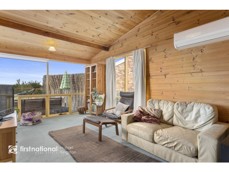 4 Emerald Court, Blackmans Bay TAS 7052