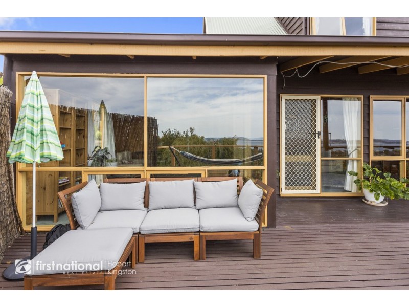 4 Emerald Court, Blackmans Bay TAS 7052