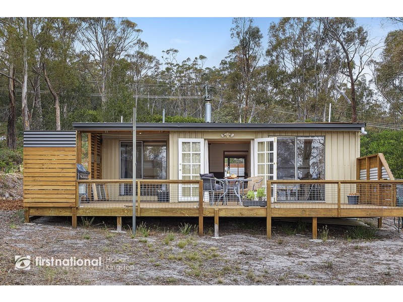 13 Cox Drive, Dennes Point TAS 7150