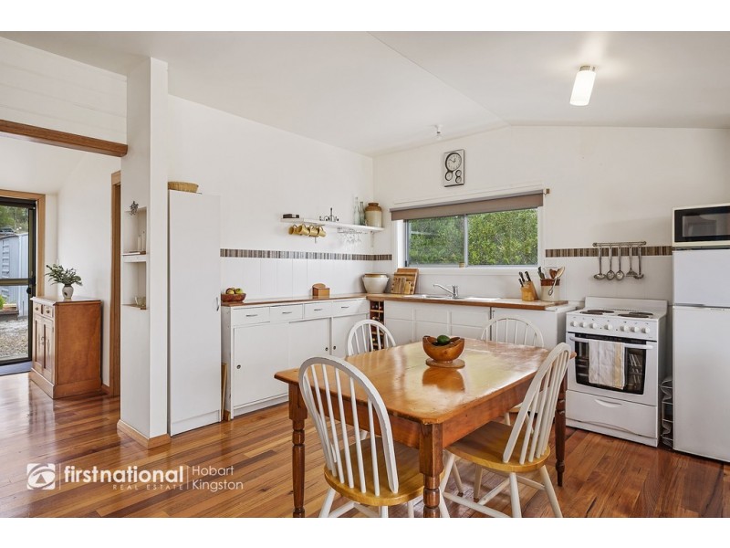 13 Cox Drive, Dennes Point TAS 7150