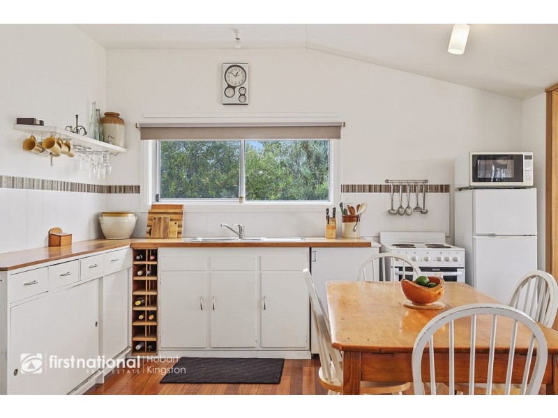 13 Cox Drive, Dennes Point TAS 7150