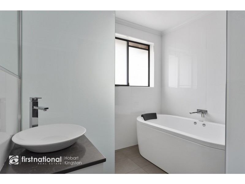 194 Redwood Road, Kingston TAS 7050