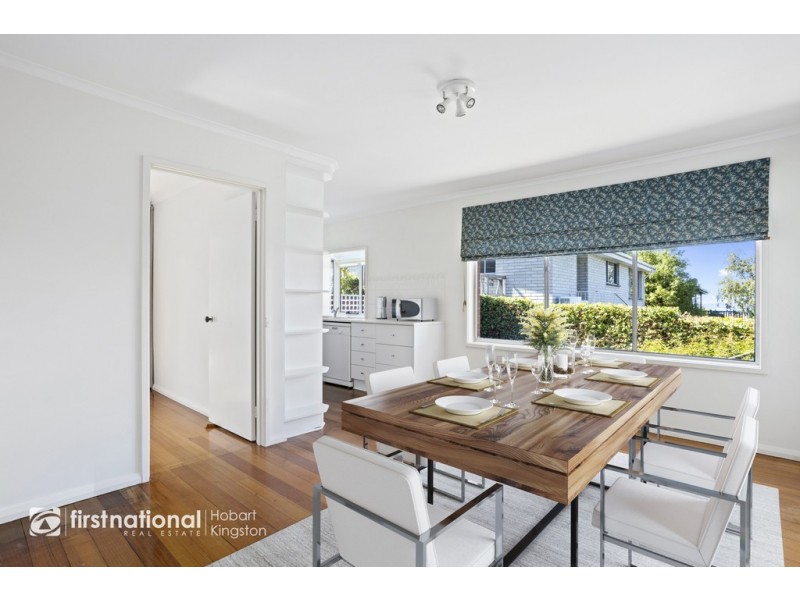 15 Tarana Road, Blackmans Bay TAS 7052