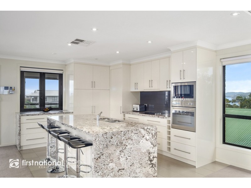 1/126 Roslyn Avenue, Blackmans Bay TAS 7052