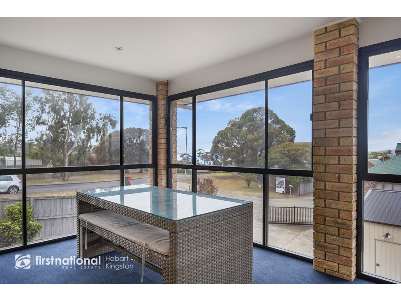 1/126 Roslyn Avenue, Blackmans Bay TAS 7052