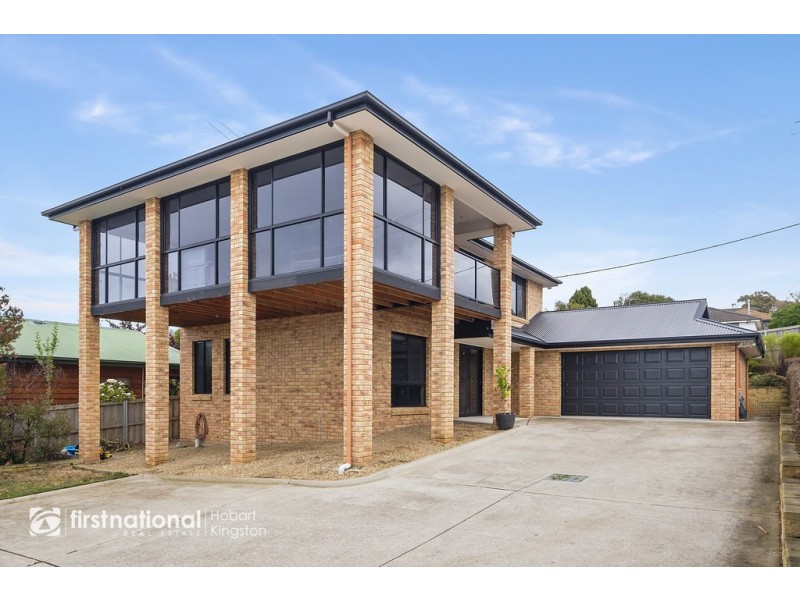 1/126 Roslyn Avenue, Blackmans Bay TAS 7052