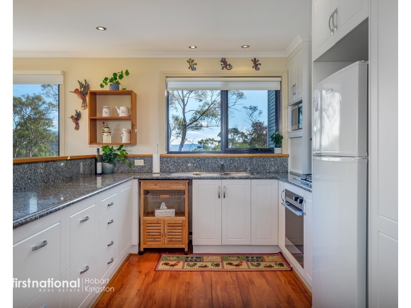 87 Bruny Island Main Road, Dennes Point TAS 7150