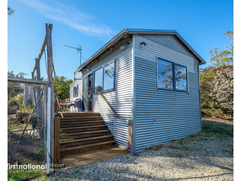 87 Bruny Island Main Road, Dennes Point TAS 7150