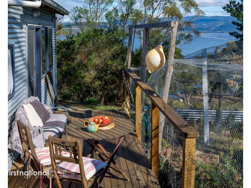 87 Bruny Island Main Road, Dennes Point TAS 7150