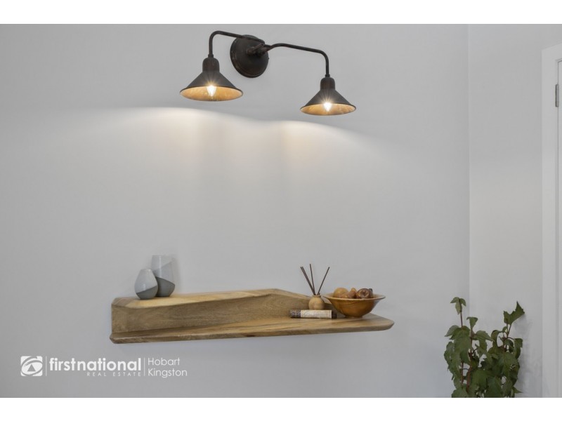 1/46 Willowbend Road, Kingston TAS 7050