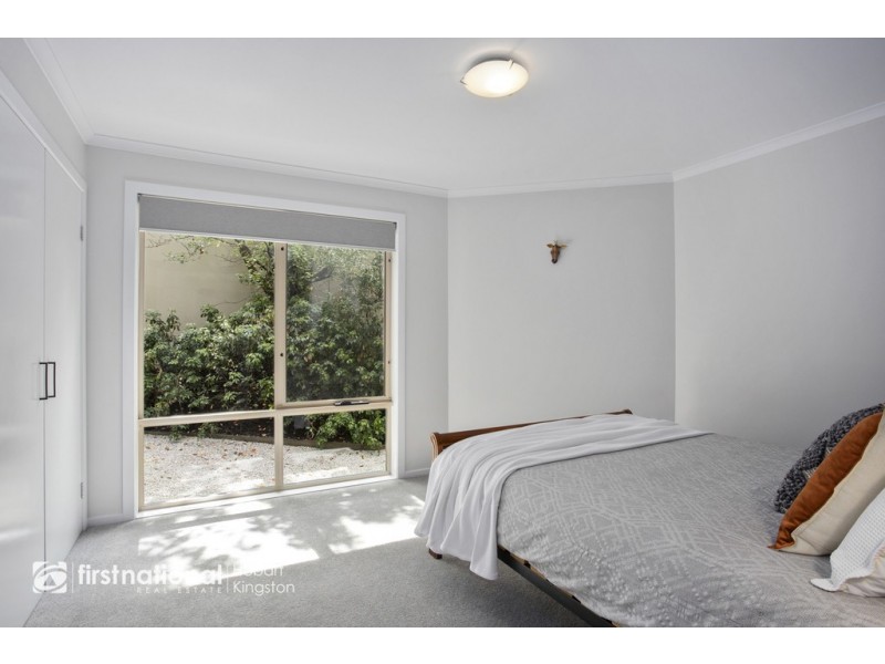 1/46 Willowbend Road, Kingston TAS 7050