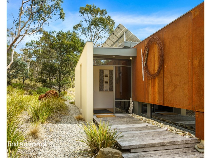 27 Fossil Cove Drive, Blackmans Bay TAS 7052