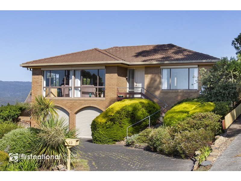 42 Pine Avenue, Kingston TAS 7050