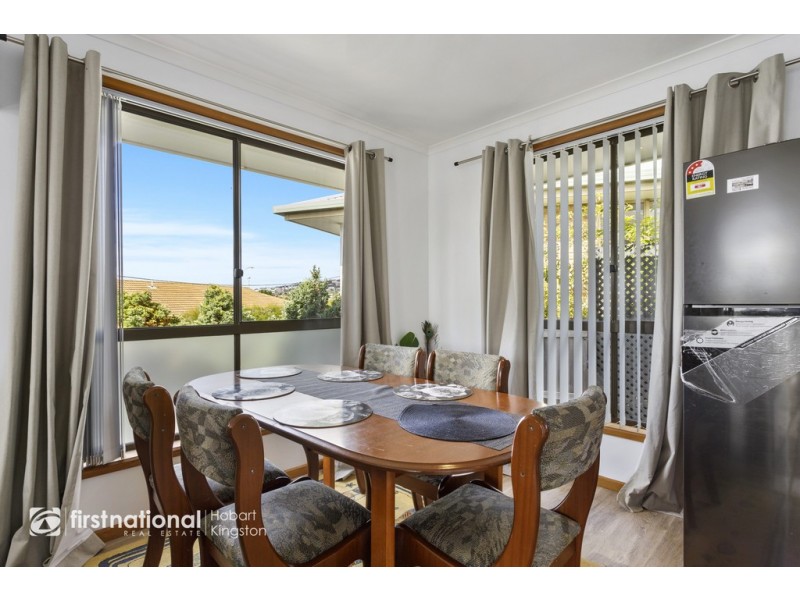 3/16 Pearsall Avenue, Blackmans Bay TAS 7052