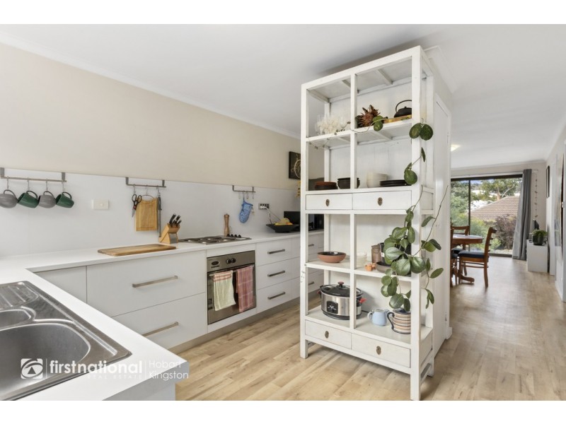 2/9 Browns Road, Kingston TAS 7050