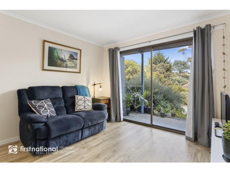 2/9 Browns Road, Kingston TAS 7050