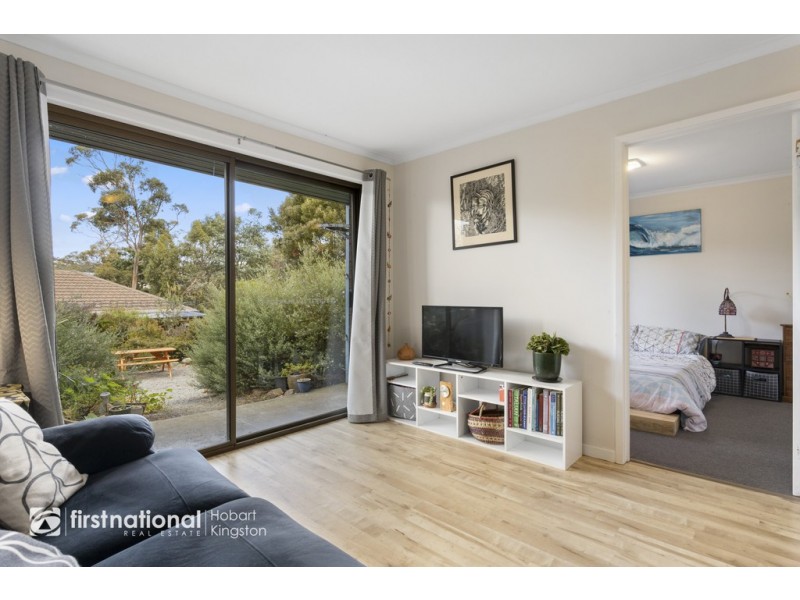 2/9 Browns Road, Kingston TAS 7050