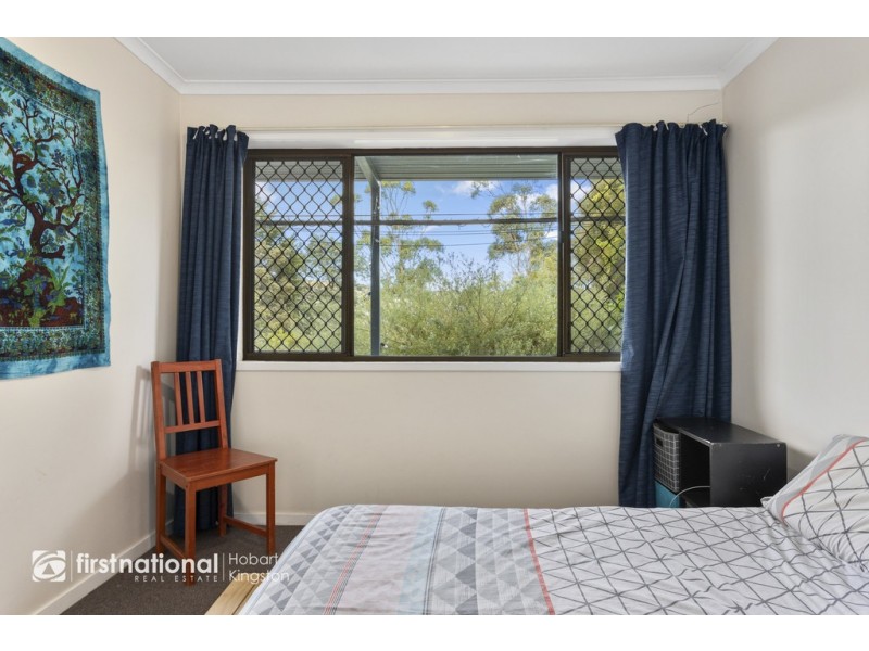 2/9 Browns Road, Kingston TAS 7050