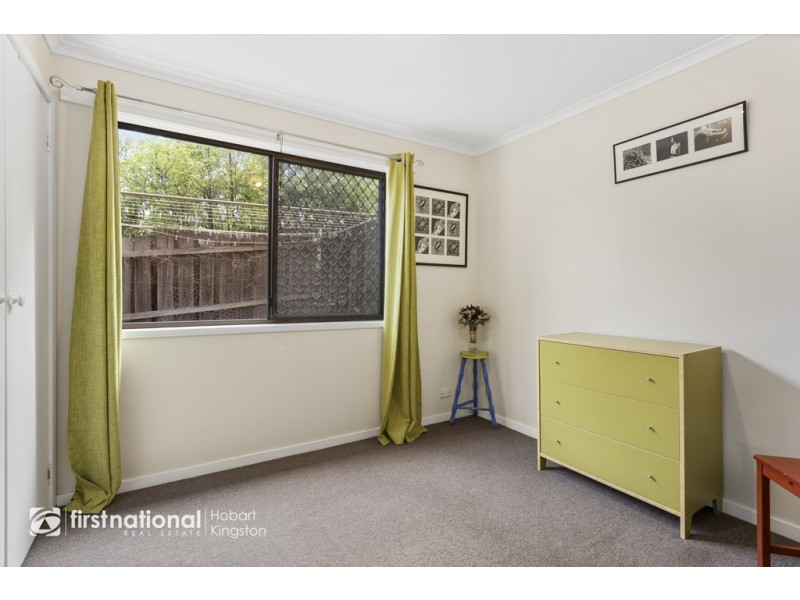 2/9 Browns Road, Kingston TAS 7050