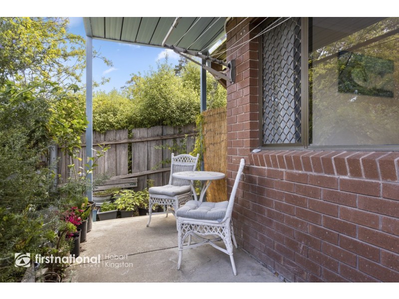 2/9 Browns Road, Kingston TAS 7050