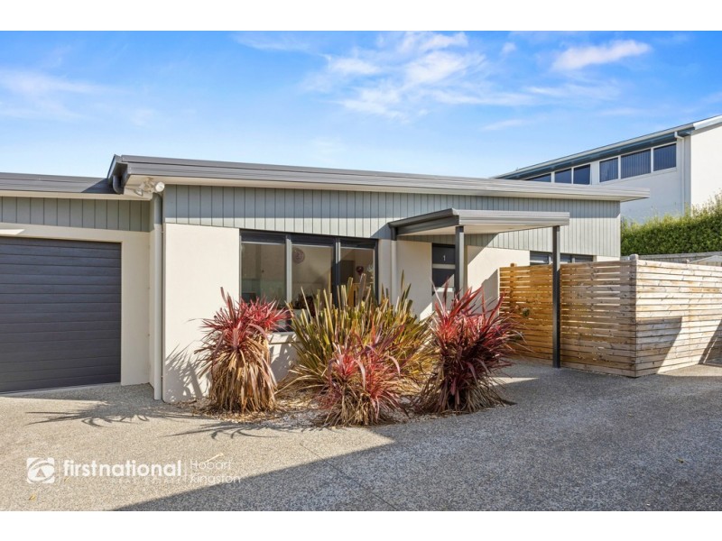 1/1 Tonic Hill Court, Kingston TAS 7050