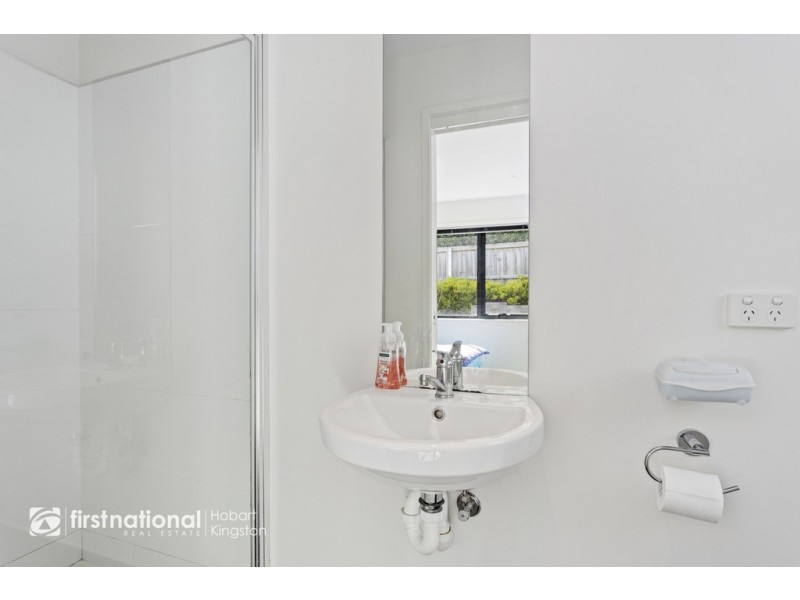 1/1 Tonic Hill Court, Kingston TAS 7050