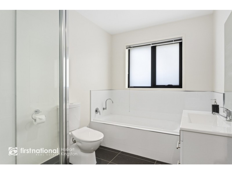 1/1 Tonic Hill Court, Kingston TAS 7050