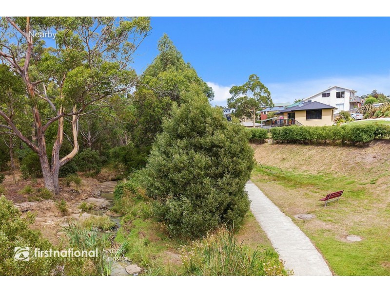 1/1 Tonic Hill Court, Kingston TAS 7050