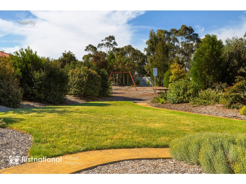 1/1 Tonic Hill Court, Kingston TAS 7050