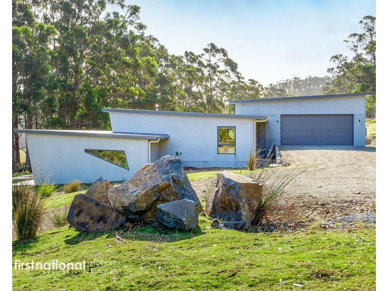2 D’Entrecasteaux Drive, North Bruny TAS 7150
