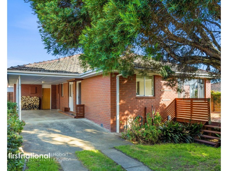 1/4 Dollery Drive, Kingston TAS 7050