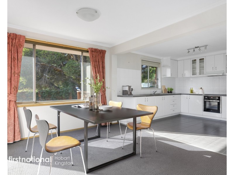 1/4 Dollery Drive, Kingston TAS 7050