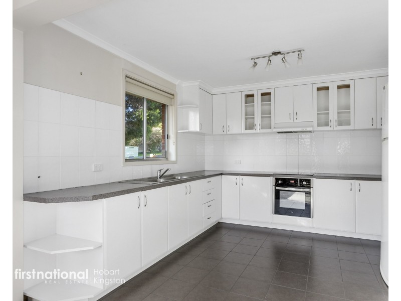 1/4 Dollery Drive, Kingston TAS 7050