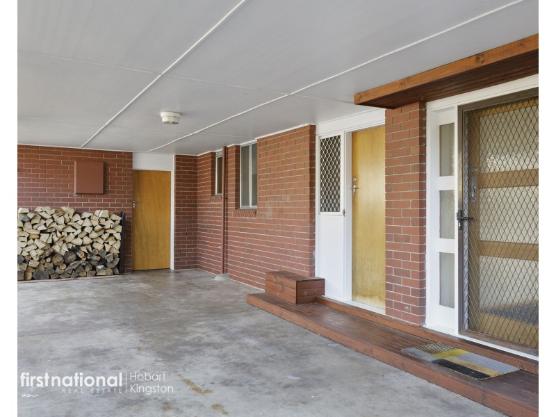 1/4 Dollery Drive, Kingston TAS 7050