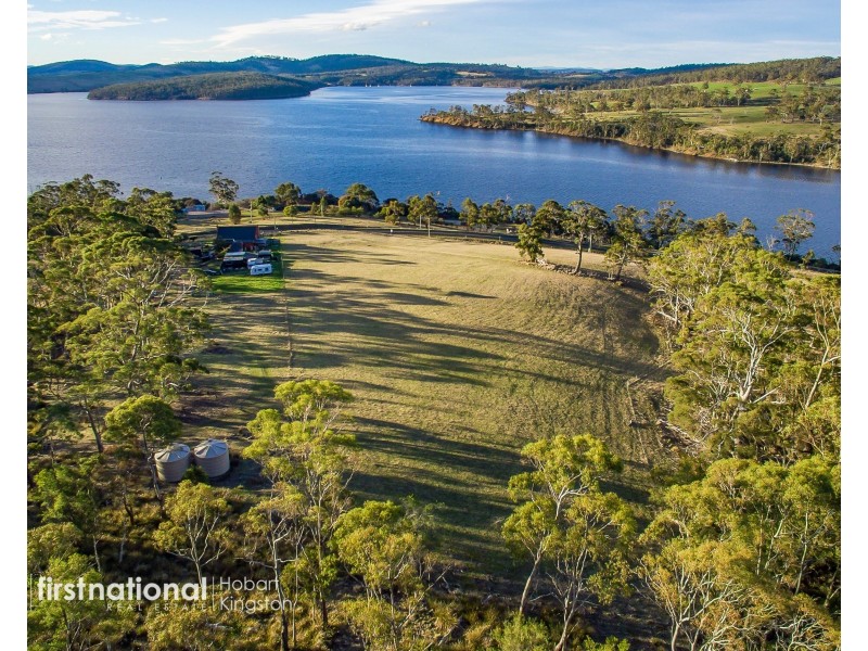 376 Lennon Road, North Bruny TAS 7150