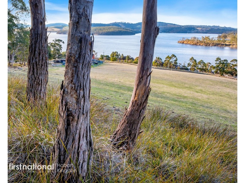 376 Lennon Road, North Bruny TAS 7150