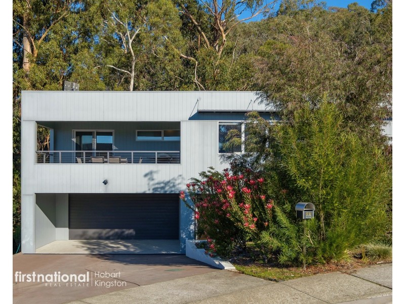 49 Delta Avenue, Taroona TAS 7053