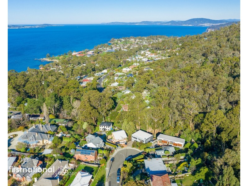49 Delta Avenue, Taroona TAS 7053