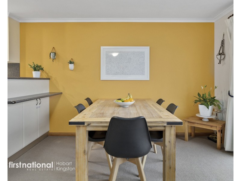 1/32 Pearl Place, Blackmans Bay TAS 7052